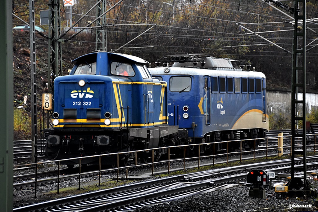 212 322 und 140 866-5 waren abgestellt beim bf hh-harburg,15.11.16