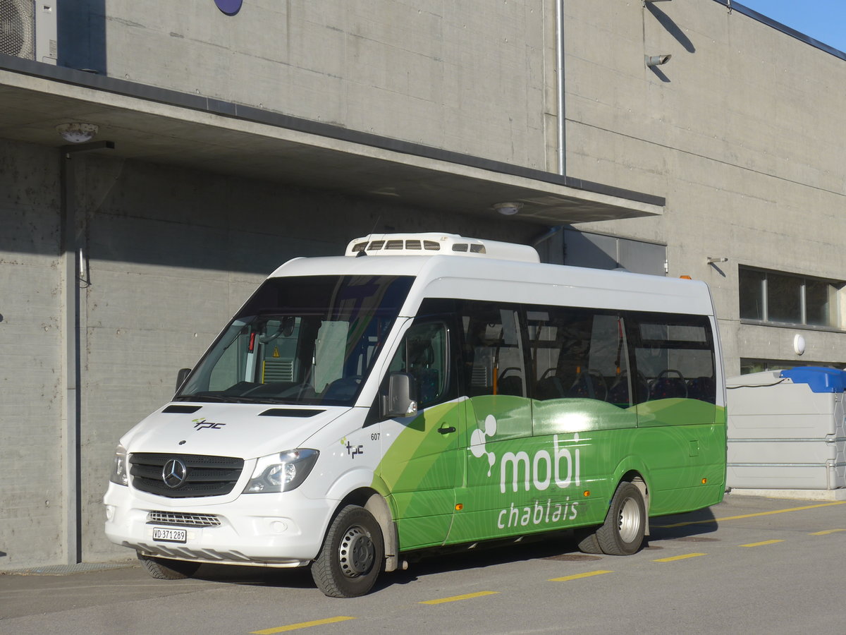 (212'719) - TPC Aigle - Nr. 607/VD 371'289 - Mercedes (ex Limmat Bus, Dietikon Nr. 28) am 8. Dezember 2019 in Aigle, Dpt