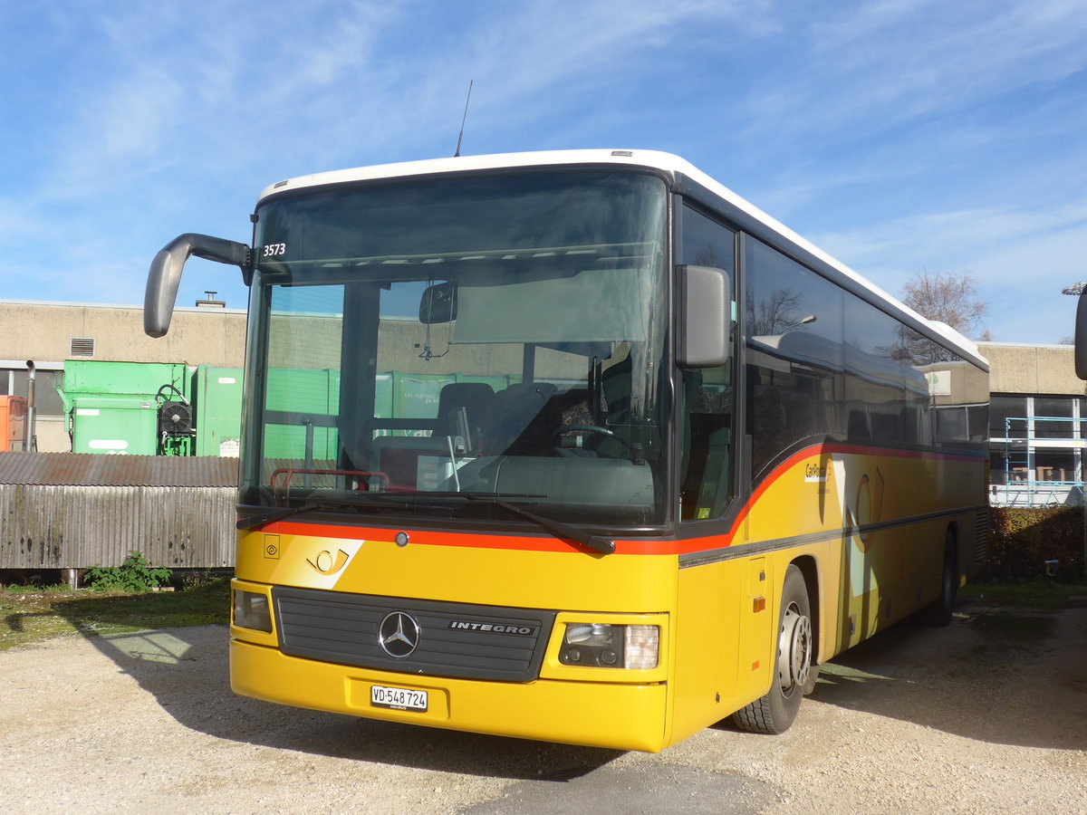 (212'774) - CarPostal Ouest - VD 548'724 - Mercedes am 8. Dezember 2019 in Yverdon, Garage