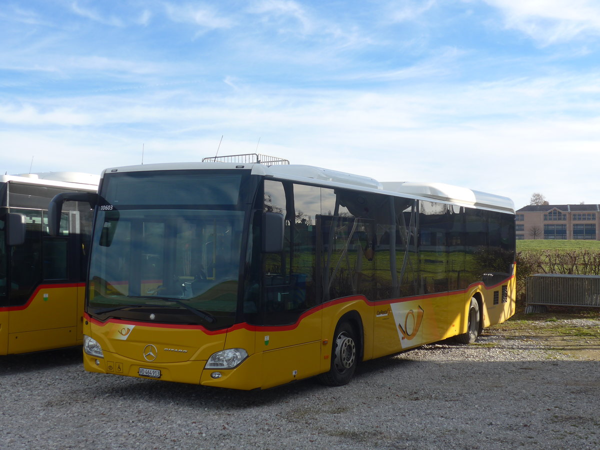 (212'786) - CarPostal Ouest - VD 464'913 - Mercedes am 8. Dezember 2019 in Thierrens, Feuerwehr