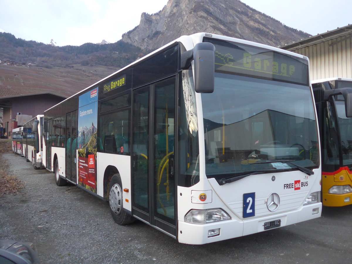 (212'818) - Buchard, Leytron - Nr. 63 - Mercedes (ex BLT Oberwil Nr. 45) am 8. Dezember 2019 in Leytron, Garage