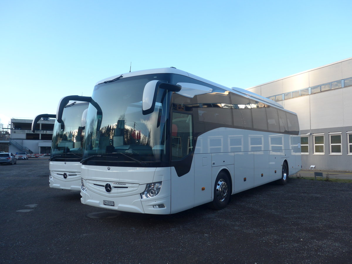 (212'978) - EvoBus, Kloten - ZH 410'937 - Mercedes am 14. Dezember 2019 in Kloten, EvoBus