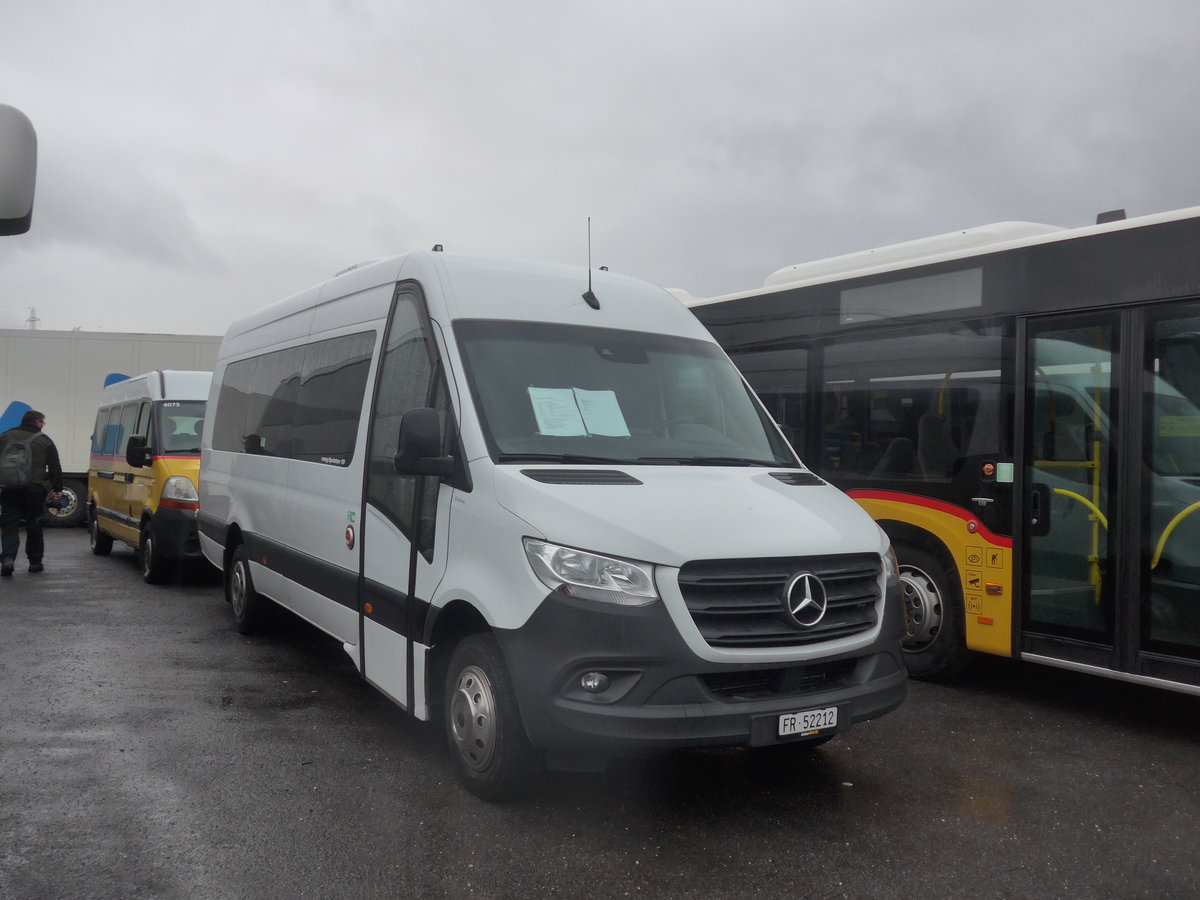 (213'032) - Interbus, Kerzers - FR 52'212 - Mercedes am 22. Dezember 2019 in Kerzers, Interbus