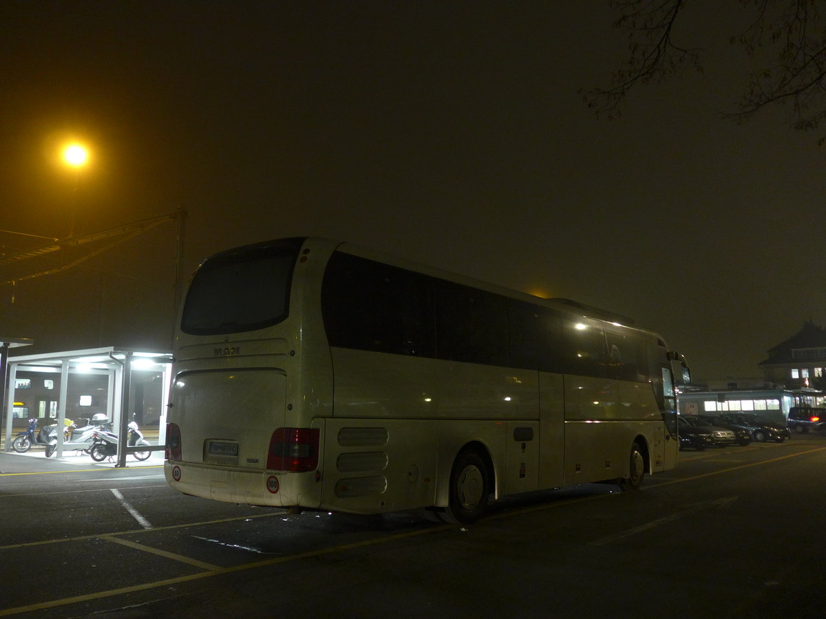 (213'205) - Aus Slowenien: MPOV Vinica, Crnomelj - NM MPOV42 - MAN am 31. Dezember 2019 in Thun, CarTerminal