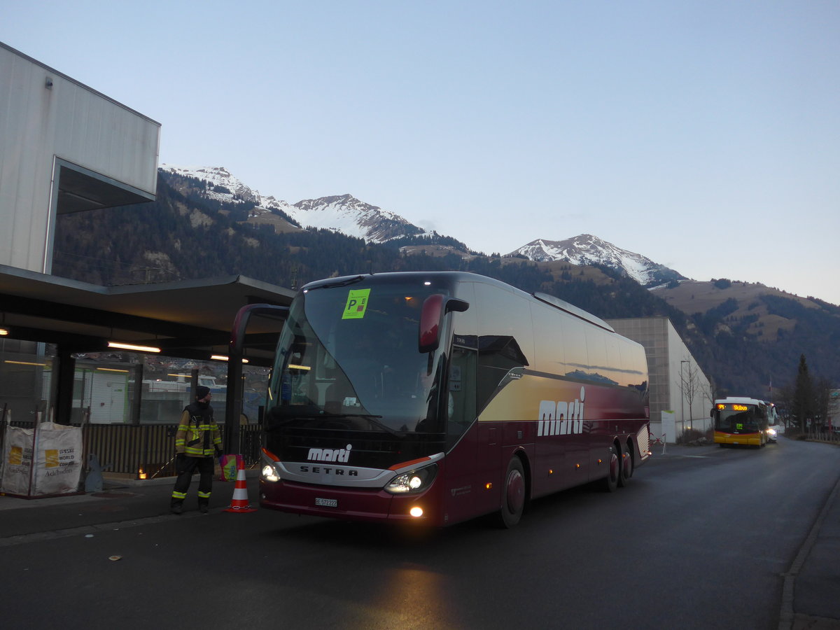 (213'465) - Marti, Kallnach - Nr. 22/BE 572'222 - Setra am 11. Januar 2020 beim Bahnhof Frutigen