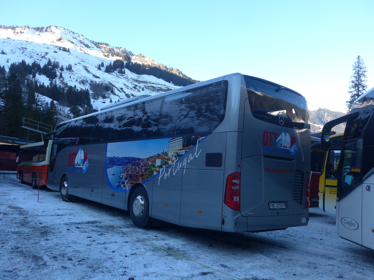 (213'674) - Ott, Steffisburg - BE 42'321 - Mercedes am 11. Januar 2020 in Adelboden, Unter dem Birg