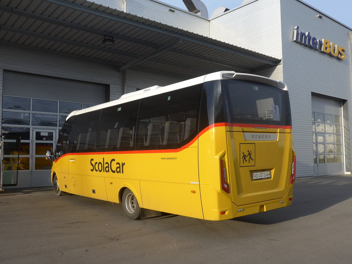 (214'245) - CarPostal Ouest - VD 457'246 - Iveco/Rosero am 16. Februar 2020 in Kerzers, Interbus