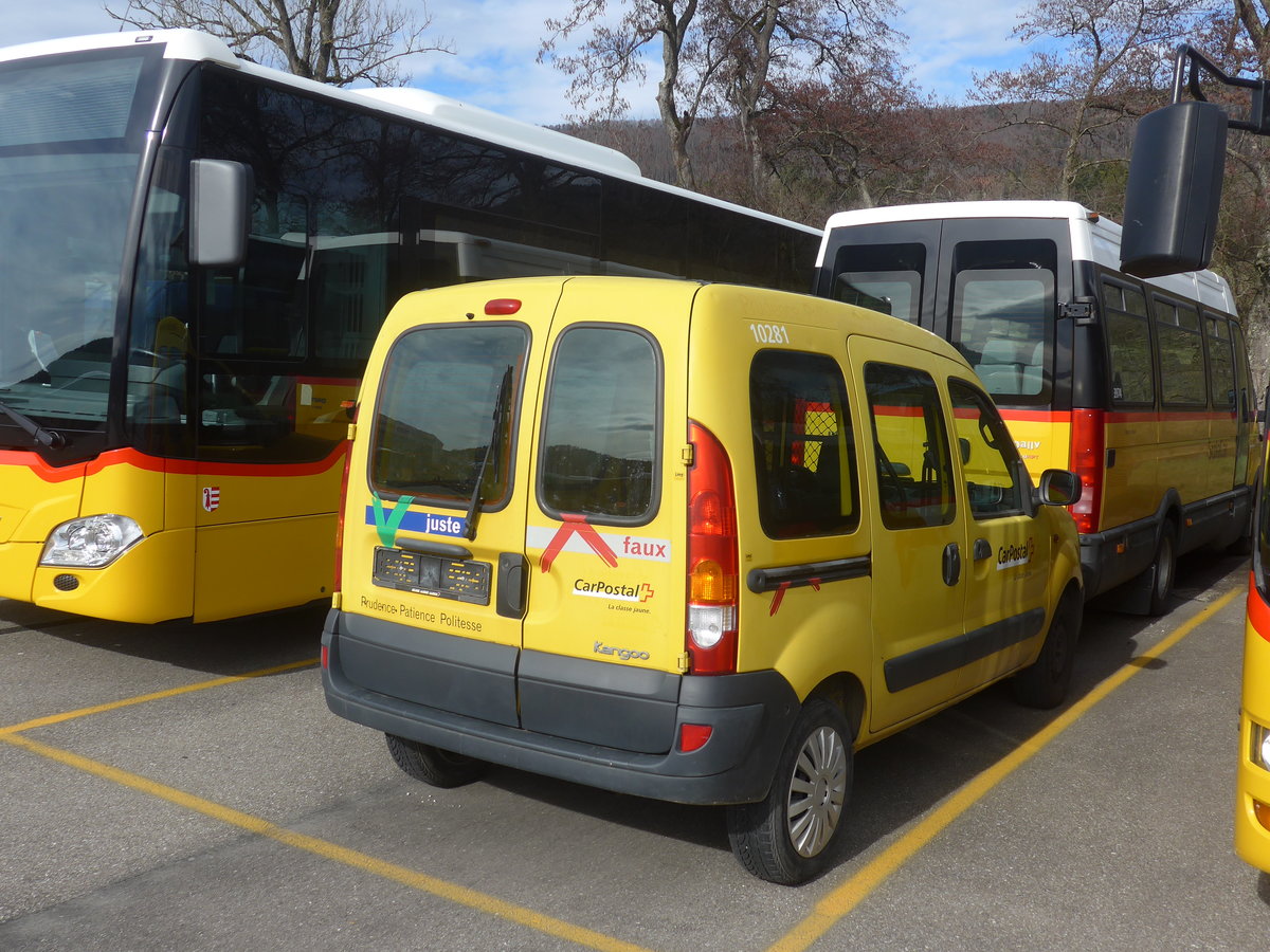 (214'289) - CarPostal Ouest - PID 10'281 - Renault am 16. Februar 2020 in Develier, Parkplatz