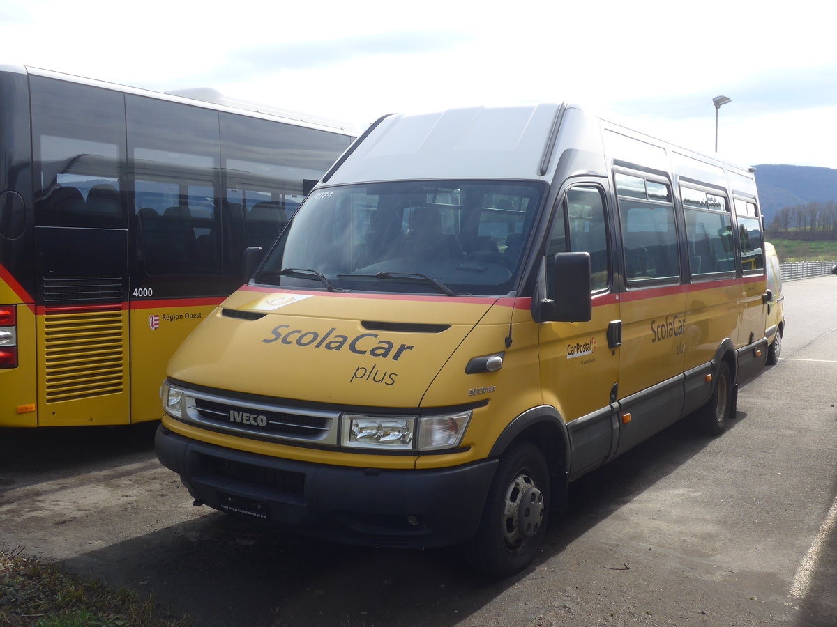 (214'291) - CarPostal Ouest - (JU 52'700) - Iveco am 16. Februar 2020 in Develier, Parkplatz