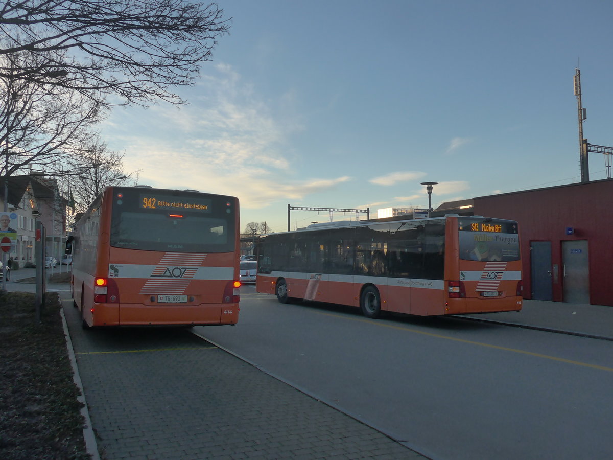 (214'697) - AOT Amriswil - Nr. 414/TG 693 + Nr. 412/TG 692 - MAN am 20. Februar 2020 beim Bahnhof Amriswil