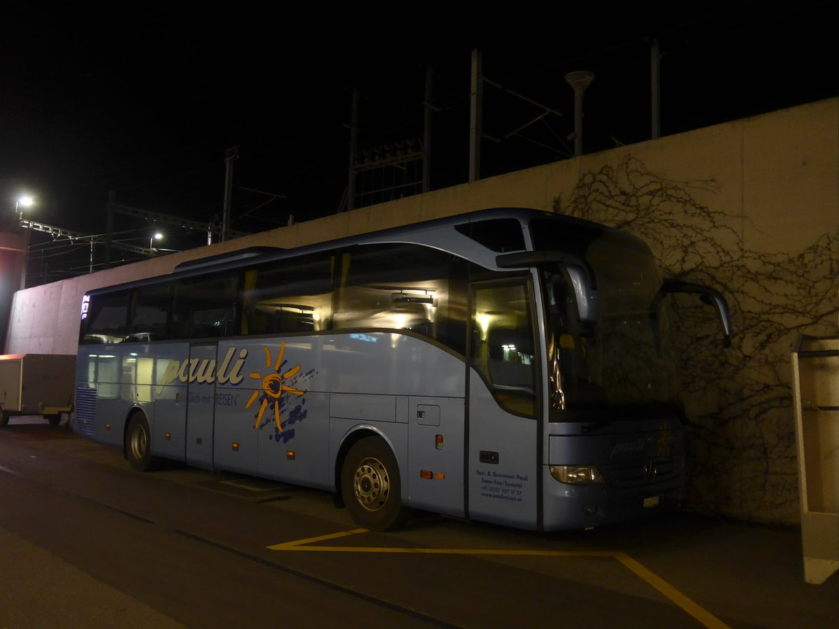 (214'753) - Pauli, Saas-Grund - VS 307'575 - Mercedes am 21. Februar 2020 beim Bahnhof Visp