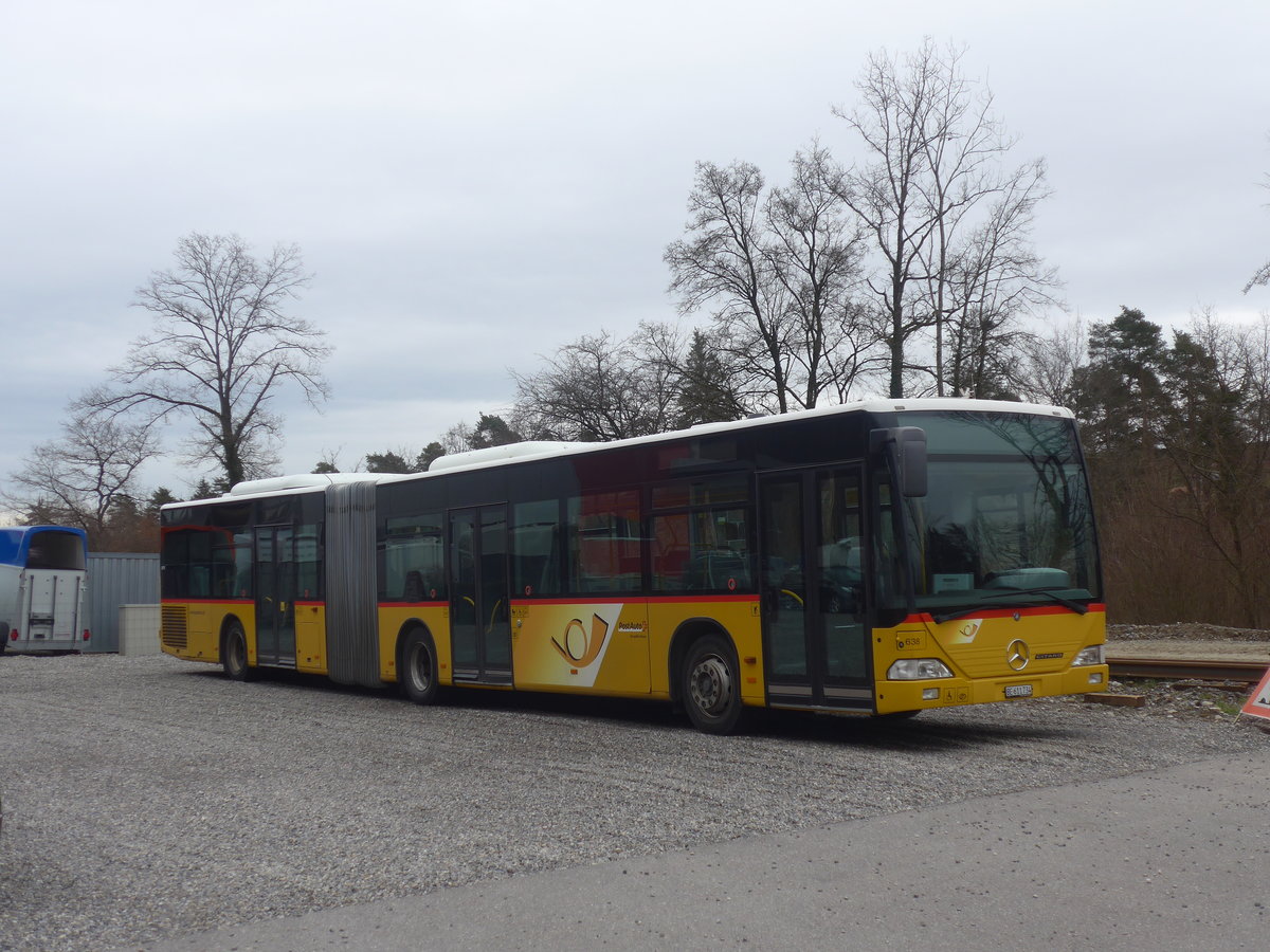 (215'033) - PostAuto Bern - Nr. 638/BE 611'734 - Mercedes am 2. Mrz 2020 in Laupen, Garage