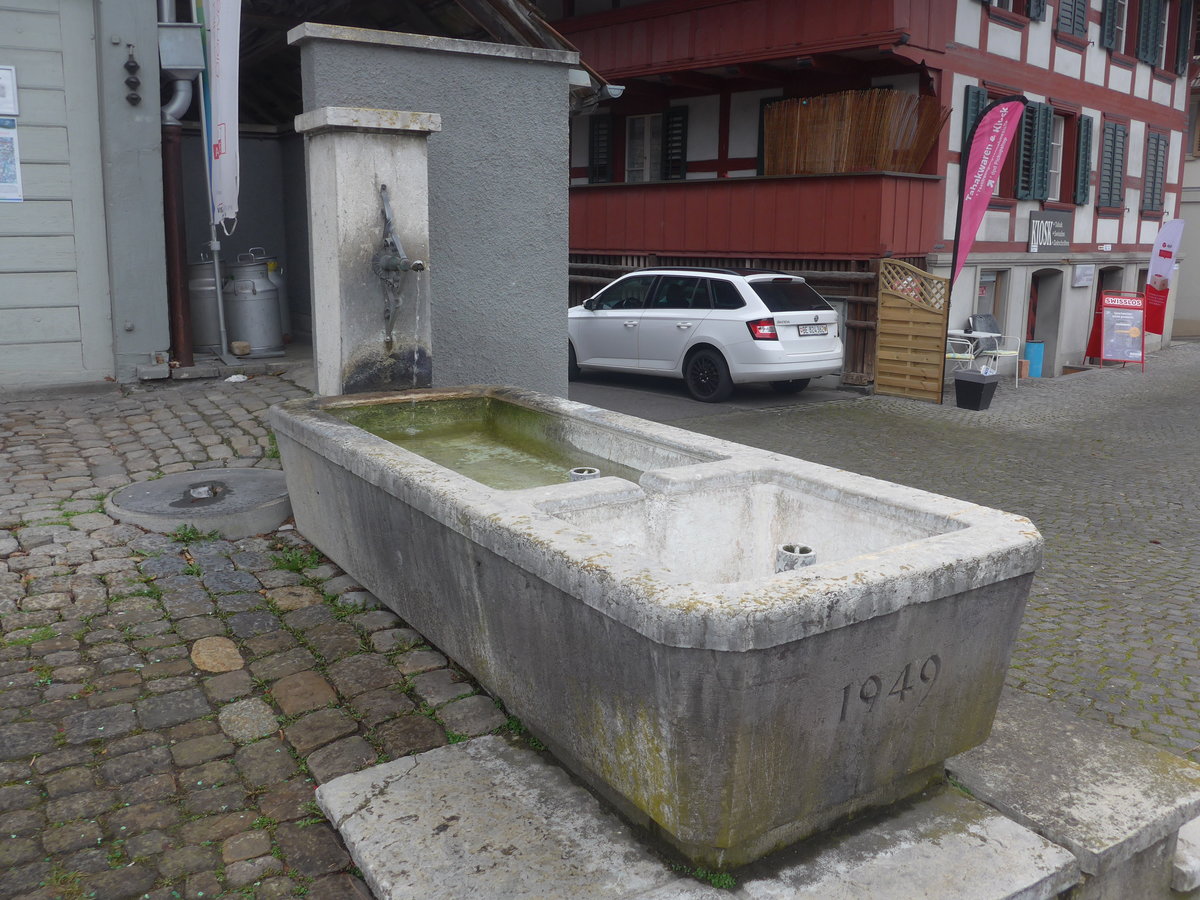 (215'052) - Brunnen von 1949 am 2. M�rz 2020 in Laupen