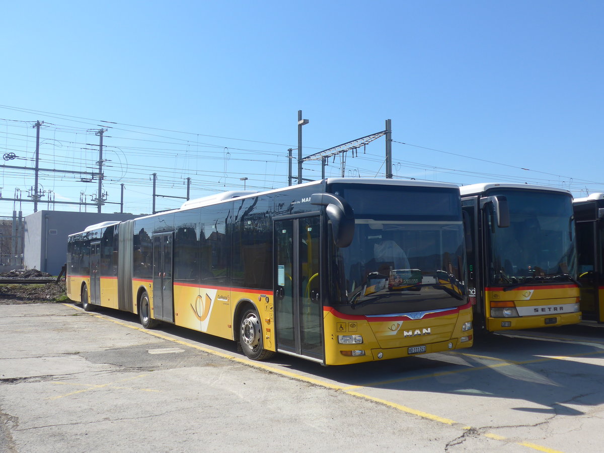 (215'211) - CarPostal Ouest - VD 111'241 - MAN am 15. Mrz 2020 in Yverdon, Garage