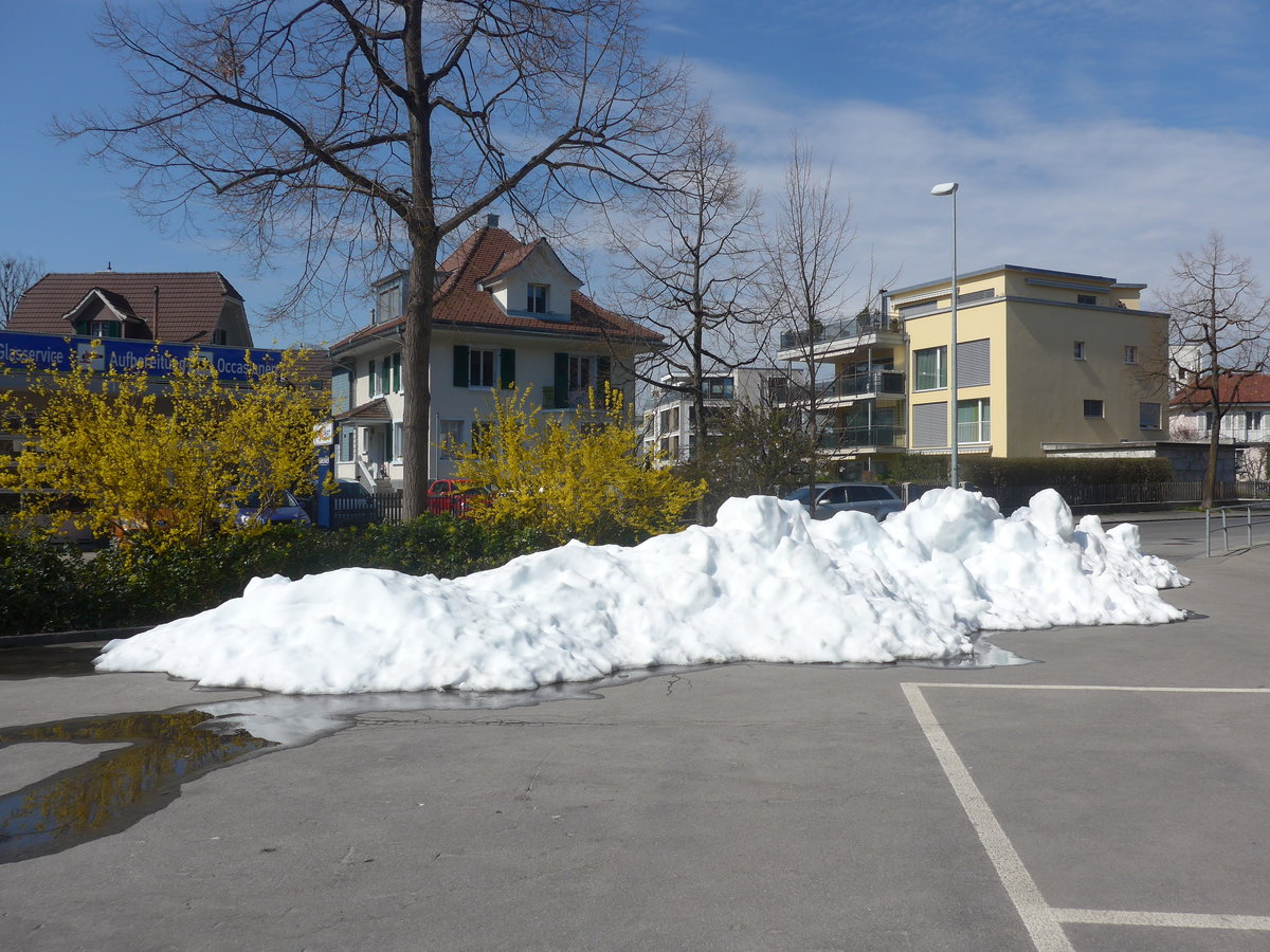 (215'280) -  Schnee  am 17. M�rz 2020 in Thun, Grabengut
