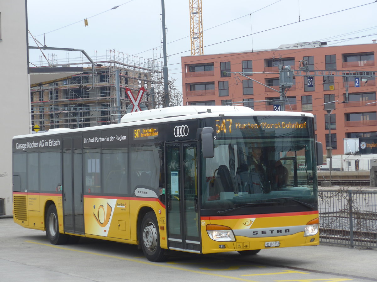 (215'394) - Wieland, Murten - Nr. 52/FR 300'635 - Setra am 22. Mrz 2020 beim Bahnhof Ddingen