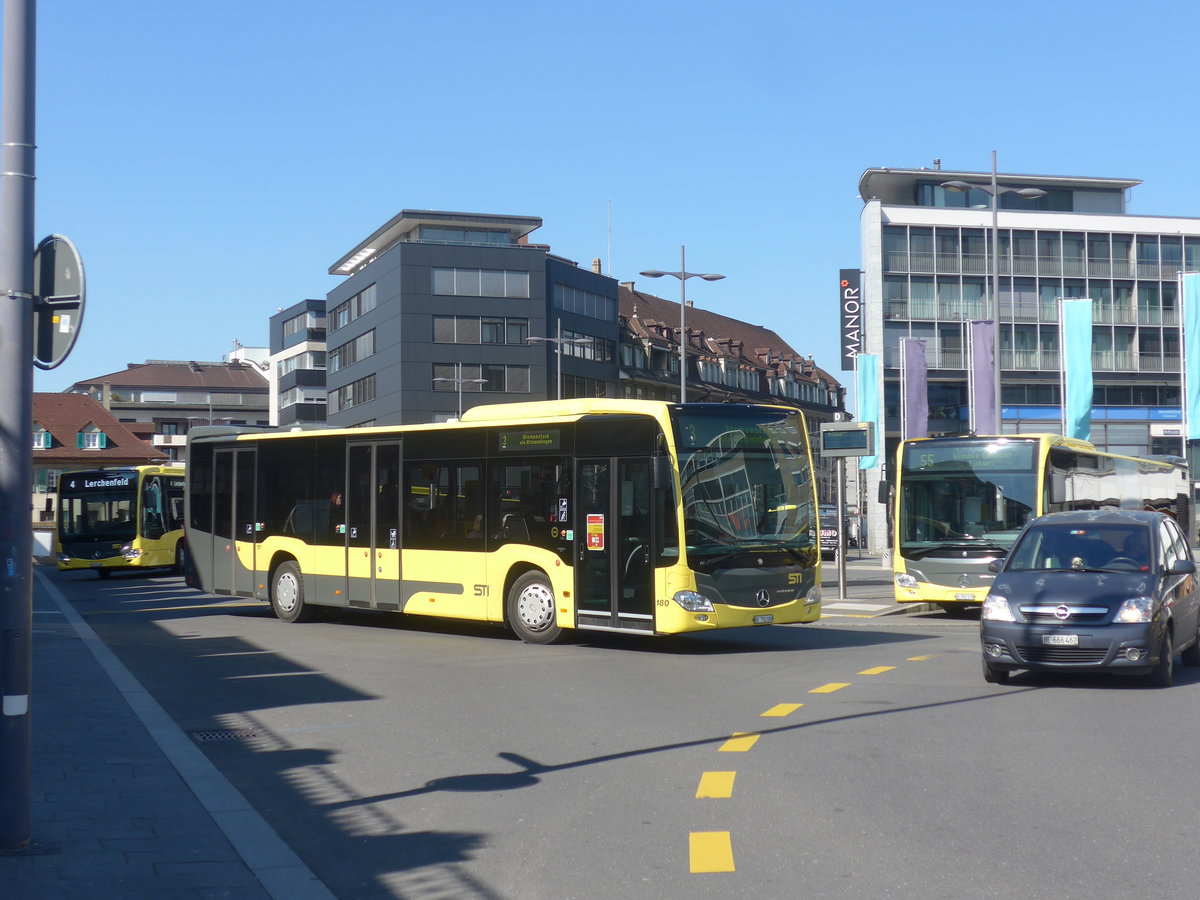 (215'496) - STI Thun - Nr. 180/BE 752'180 - Mercedes am 24. Mrz 2020 beim Bahnhof Thun