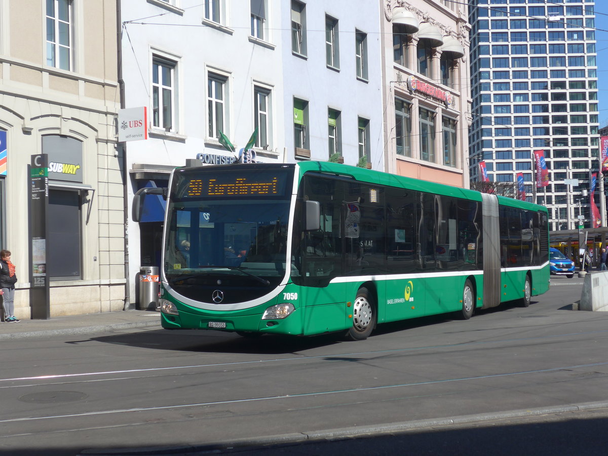 (215'754) - BVB Basel - Nr. 7050/BS 99'350 - Mercedes am 31. Mrz 2020 beim Bahnhof Basel