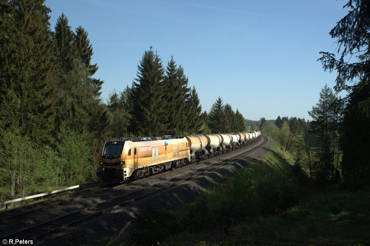 2159 256-7 mit dem Slurry Schwedt/Oder - Kroatien bei Röslau. 01.05.24