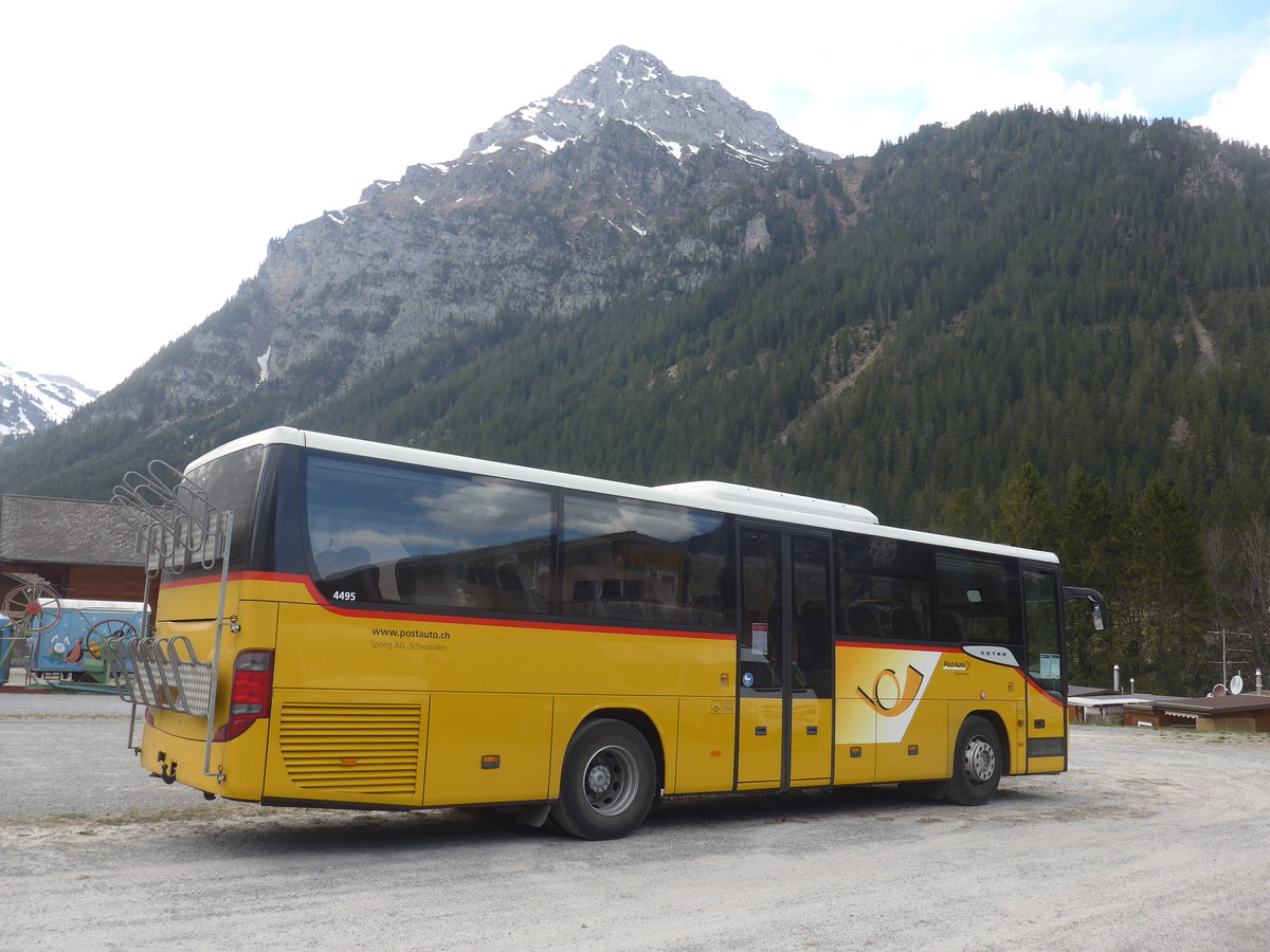 (216'186) - Spring, Schwenden - BE 26'672 - Setra am 17. April 2020 in Grimmialp, Parkplatz