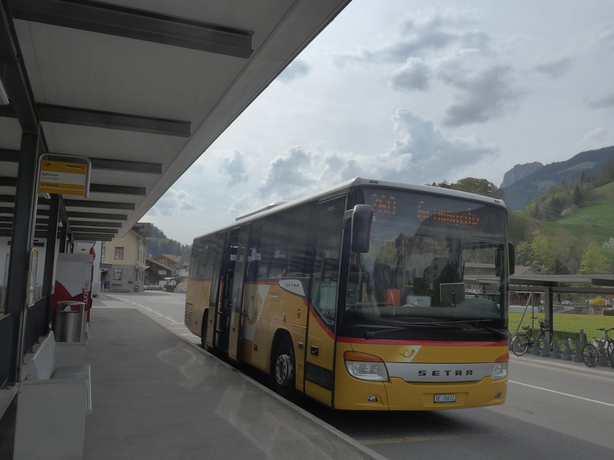 (216'191) - Spring, Schwenden - BE 26'672 - Setra am 17. April 2020 beim Bahnhof Oey-Diemtigen