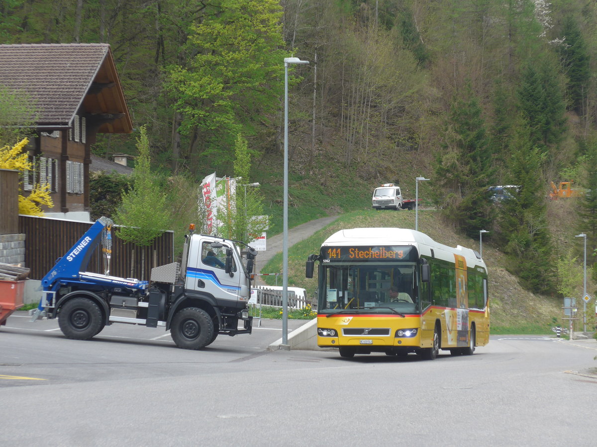 (216'326) - PostAuto Bern - BE 610'543 - Volvo am 21. April 2020 beim Bahnhof Lauterbrunnen