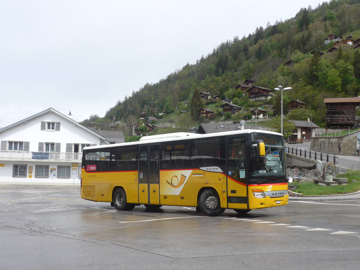 (216'678) - TSAR, Sierre - VS 93'571 - Setra (ex Epiney, Ayer) am 2. Mai 2020 in Vissoie, Post