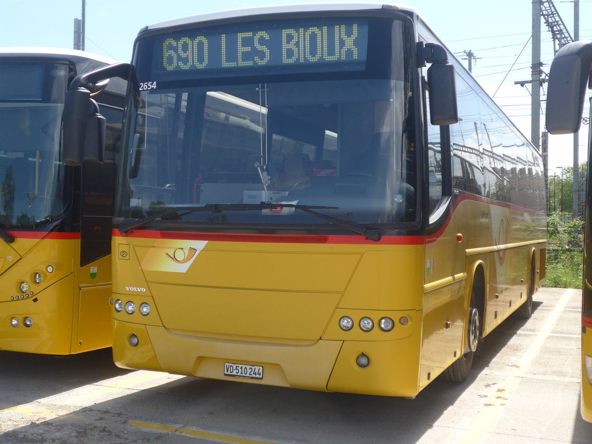 (216'986) - CarPostal Ouest - VD 510'244 - Volvo (ex P 25'165) am 10. Mai 2020 in Yverdon, Garage