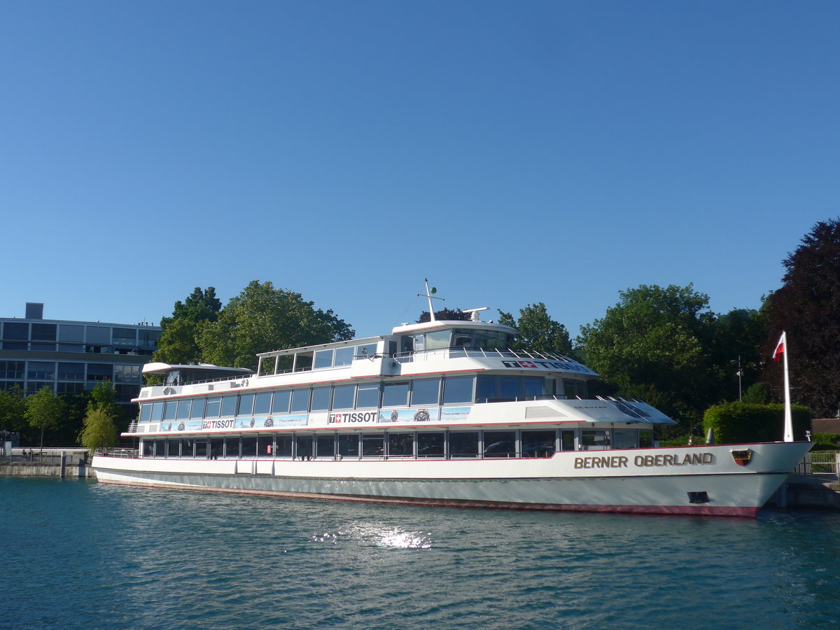 (217'781) - Motorschiff Berner Oberland am 12. Juni 2020 an der Schiffl�ndte Thun
