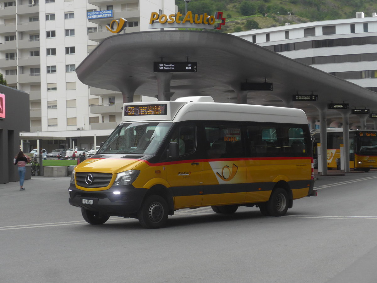 (217'922) - BUS-trans, Visp - VS 6520 - Mercedes (ex VS 450) am 13. Juni 2020 beim Bahnhof Visp