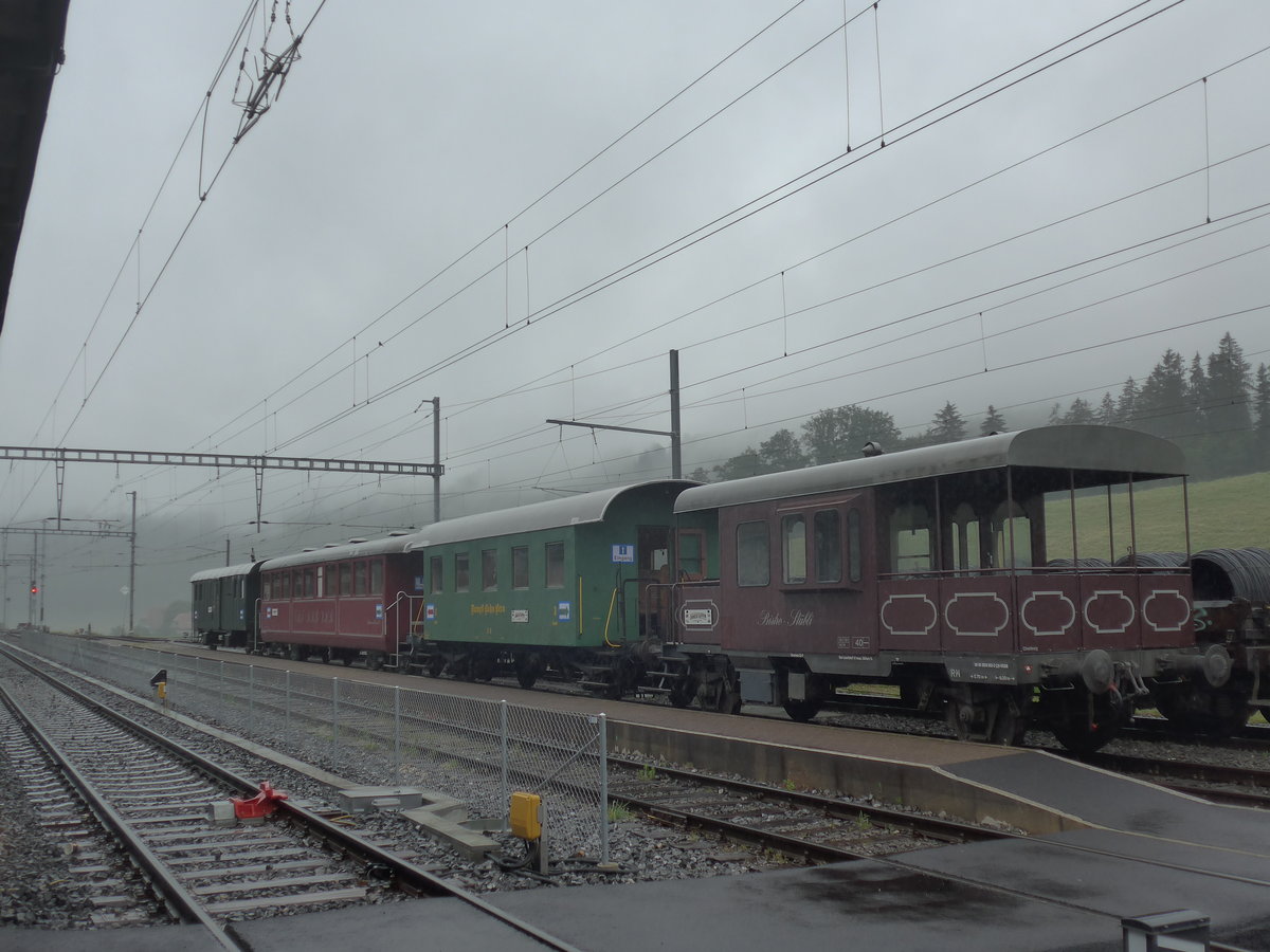 (217'941) - EmmentalBahn Bistro St�bli am 14. Juni 2020 im Bahnhof Sumiswald-Gr�nen
