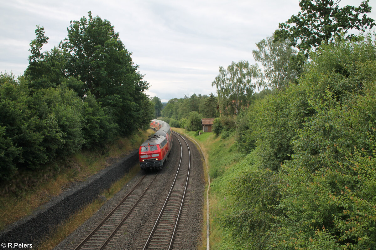 218 403-4 zieht bei Growendern den RE2 RE4852 Mnchen - Hof. 07.07.24