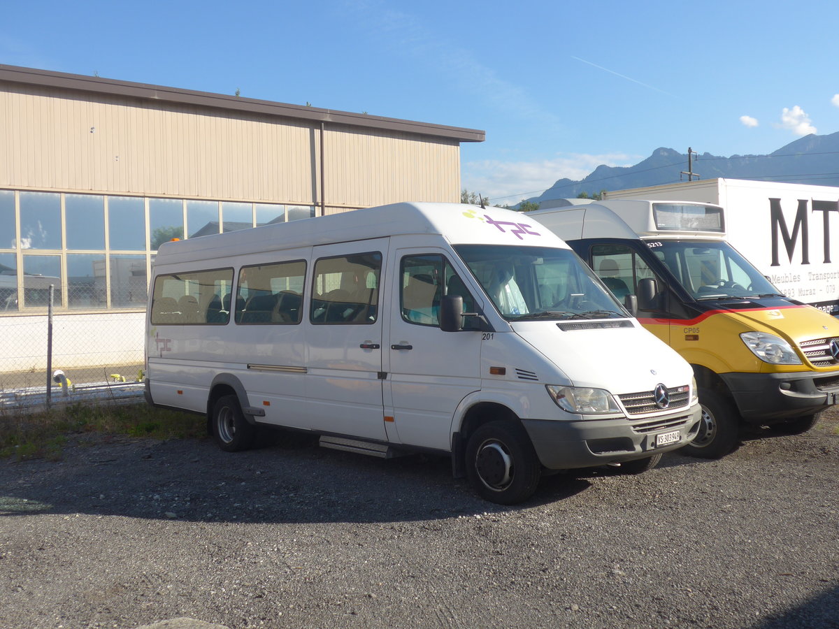 (218'964) - TPC Aigle - Nr. 201/VS 303'949 - Mercedes am 25. Juli 2020 in Collombey, Garage