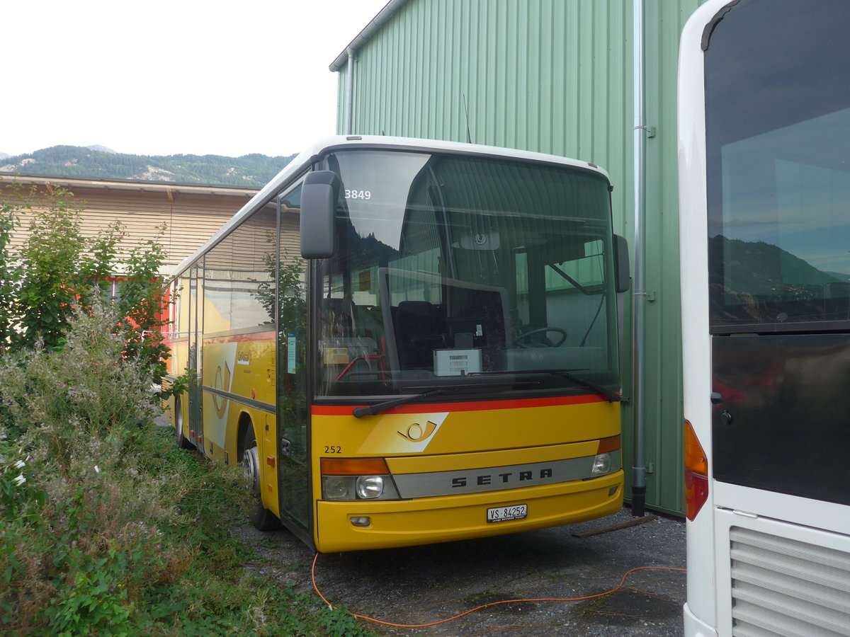 (219'085) - Buchard, Leytron - Nr. 252/VS 84'252 - Setra (ex Rey, Ayent; ex Buchard, Leytron) am 25. Juli 2020 in Leytron, Garage