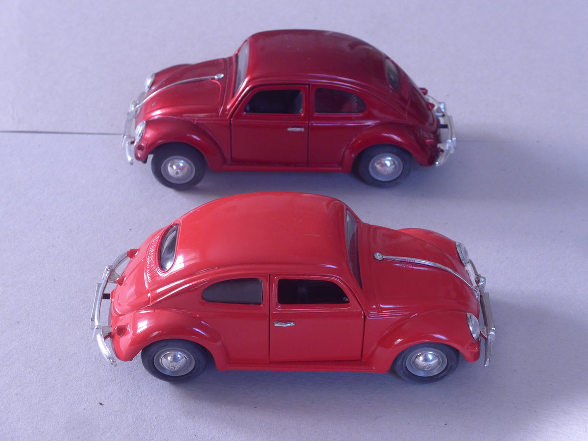 (219'664) - Zwei VW-K�fer am 15. August 2020 in Thun (Modelle)