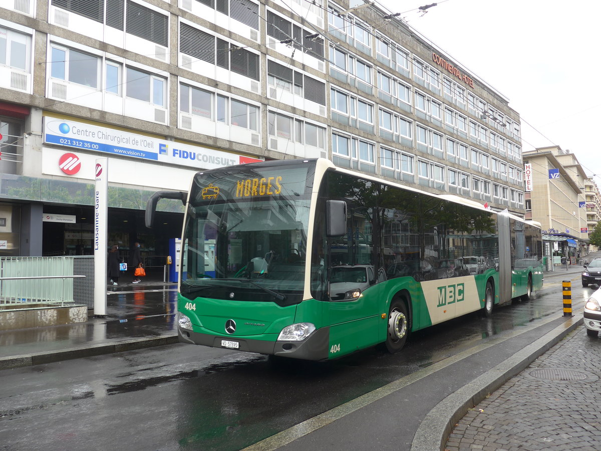 (220'276) - MBC Morges - Nr. 404/VD 57'895 - Mercedes am 30. August 2020 beim Bahnhof Lausanne