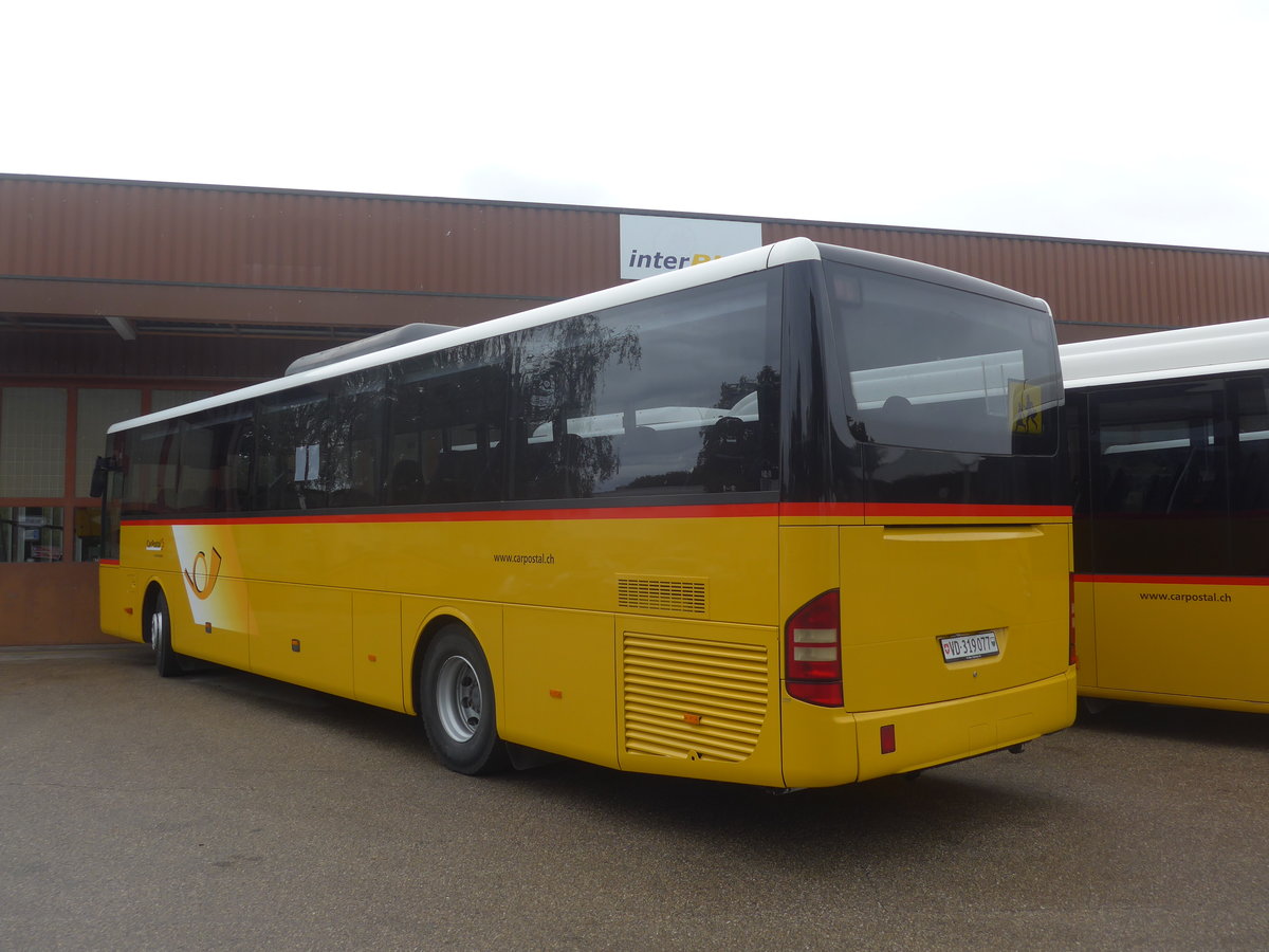 (220'318) - CarPostal Ouest - VD 319'077 - Mercedes am 30. August 2020 in Yverdon, Garage