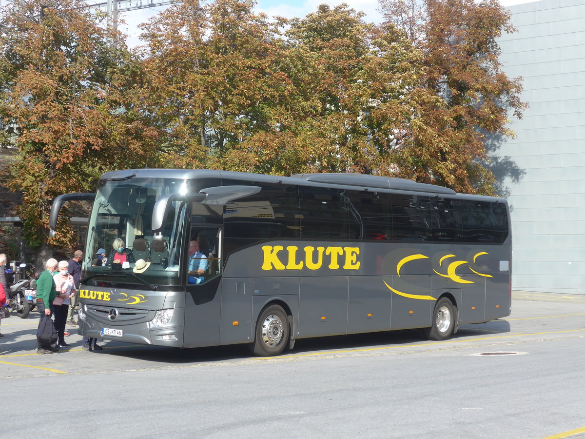 (220'526) - Aus Deutschland: Klute, Osnabrck - OS-KR 46 - Mercedes am 6. September 2020 beim Bahnhof Brig