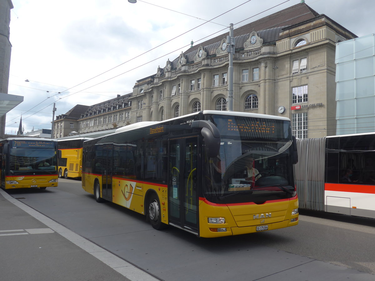 (221'247) - Schwizer, Goldach - SG 175'064 - MAN am 24. September 2020 beim Bahnhof St. Gallen