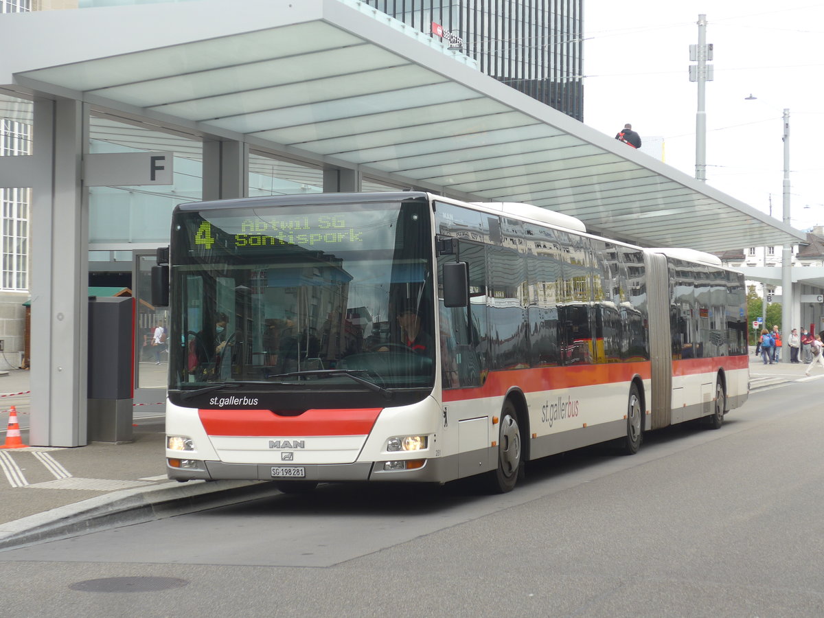 (221'302) - St. Gallerbus, St. Gallen - Nr. 281/SG 198'281 - MAN am 24. September 2020 beim Bahnhof St. Gallen