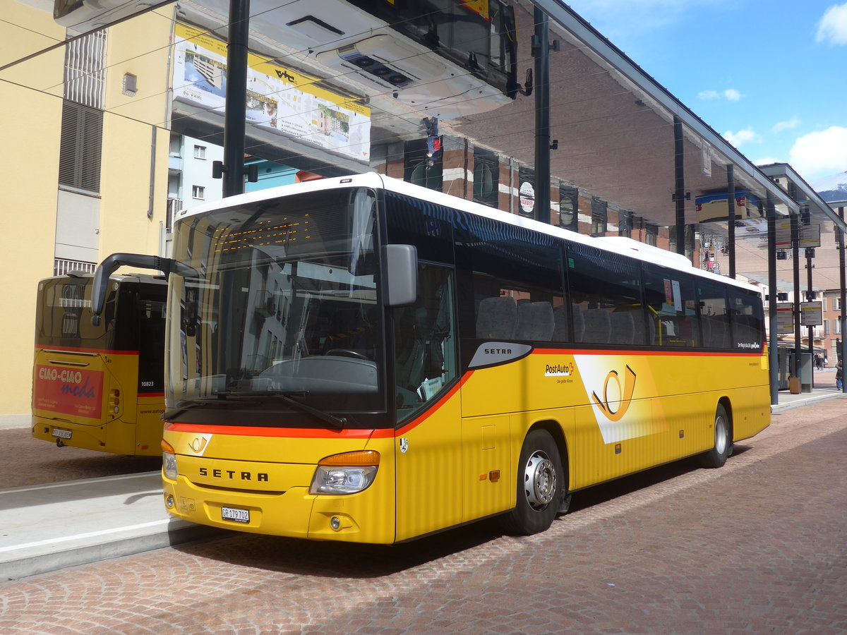 (221'460) - PostAuto Graubnden - GR 179'702 - Setra am 26. September 2020 beim Bahnhof Bellinzona