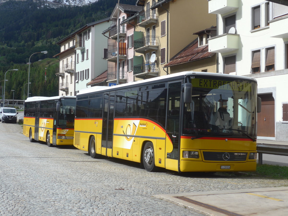 (221'505) - Marchetti, Airolo - TI 239'834 - Mercedes (ex AVG Meiringen Nr. 70) am 26. September 2020 beim Bahnhof Airolo