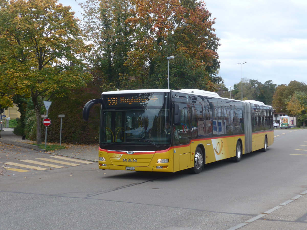 (221'758) - PostAuto Zrich - Nr. 315/ZH 587'882 - MAN am 11. Oktober 2020 beim Bahnhof Blach