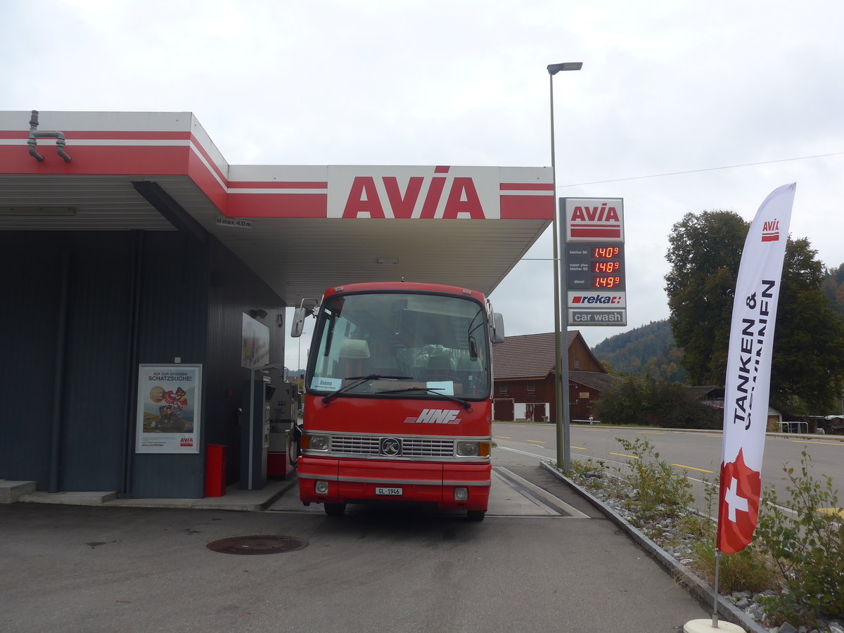 (221'834) - Biegger, Uster - Nr. 31/GL 1946 - Setra (ex AFA Adelboden Nr. 31; ex AFA Adelboden Nr. 10; ex Frhlich, Zrich) am 12. Oktober 2020 in Bauma, Avia-Tankstelle