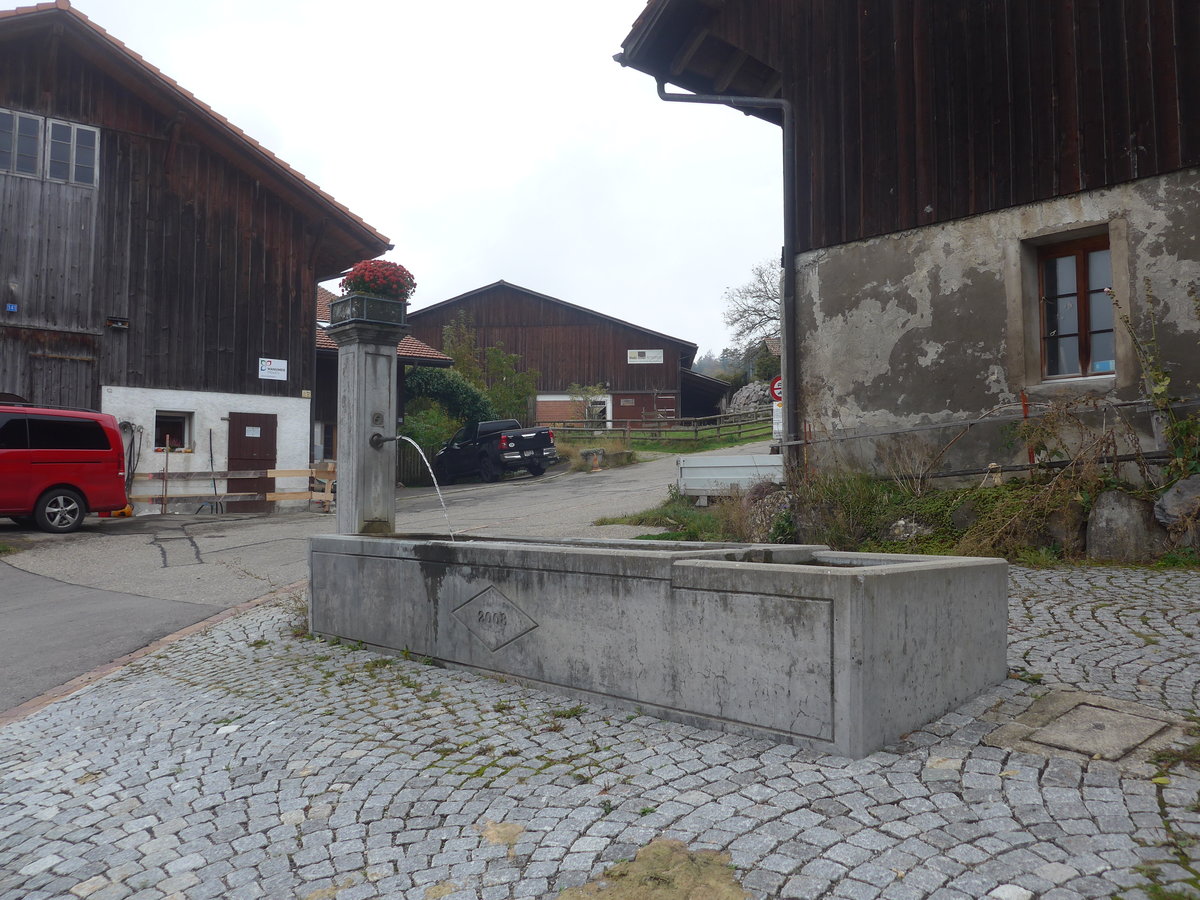 (221'836) - Brunnen von 2008 am 12. Oktober 2020 in Gh�ch