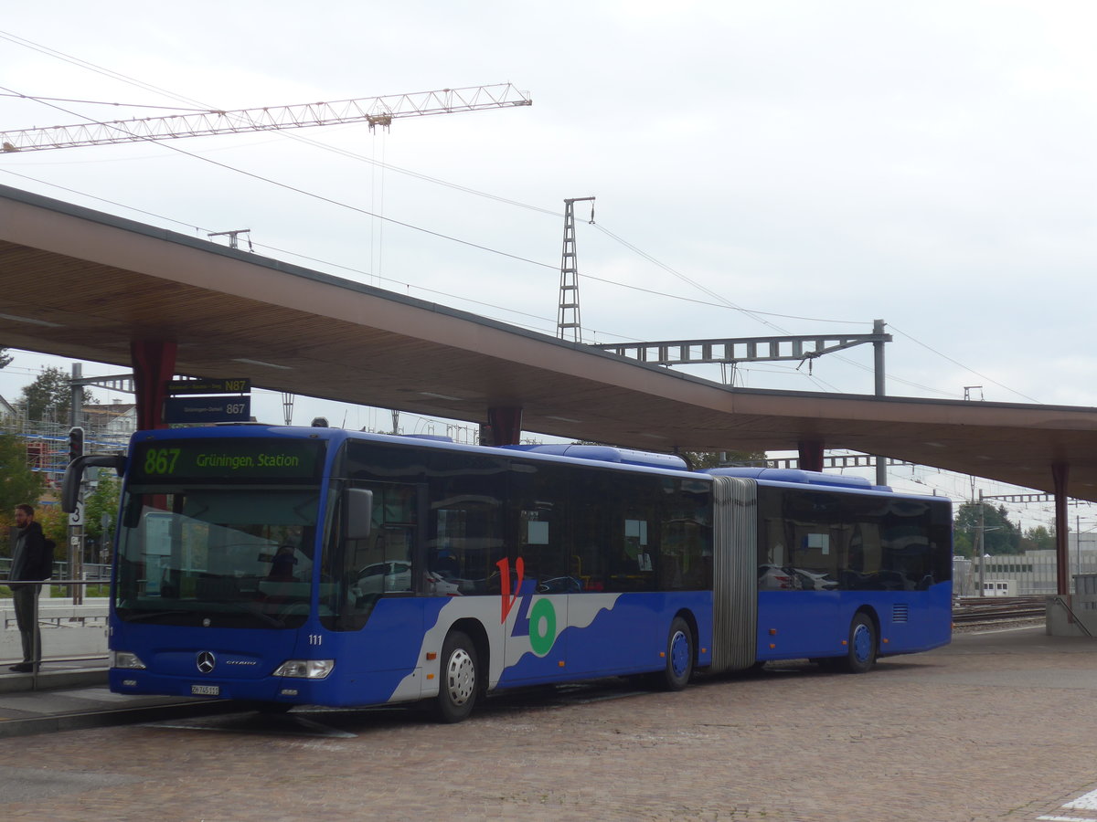 (221'891) - VZO Grningen - Nr. 111/ZH 745'111 - Mercedes am 12. Oktober 2020 beim Bahnhof Wetzikon