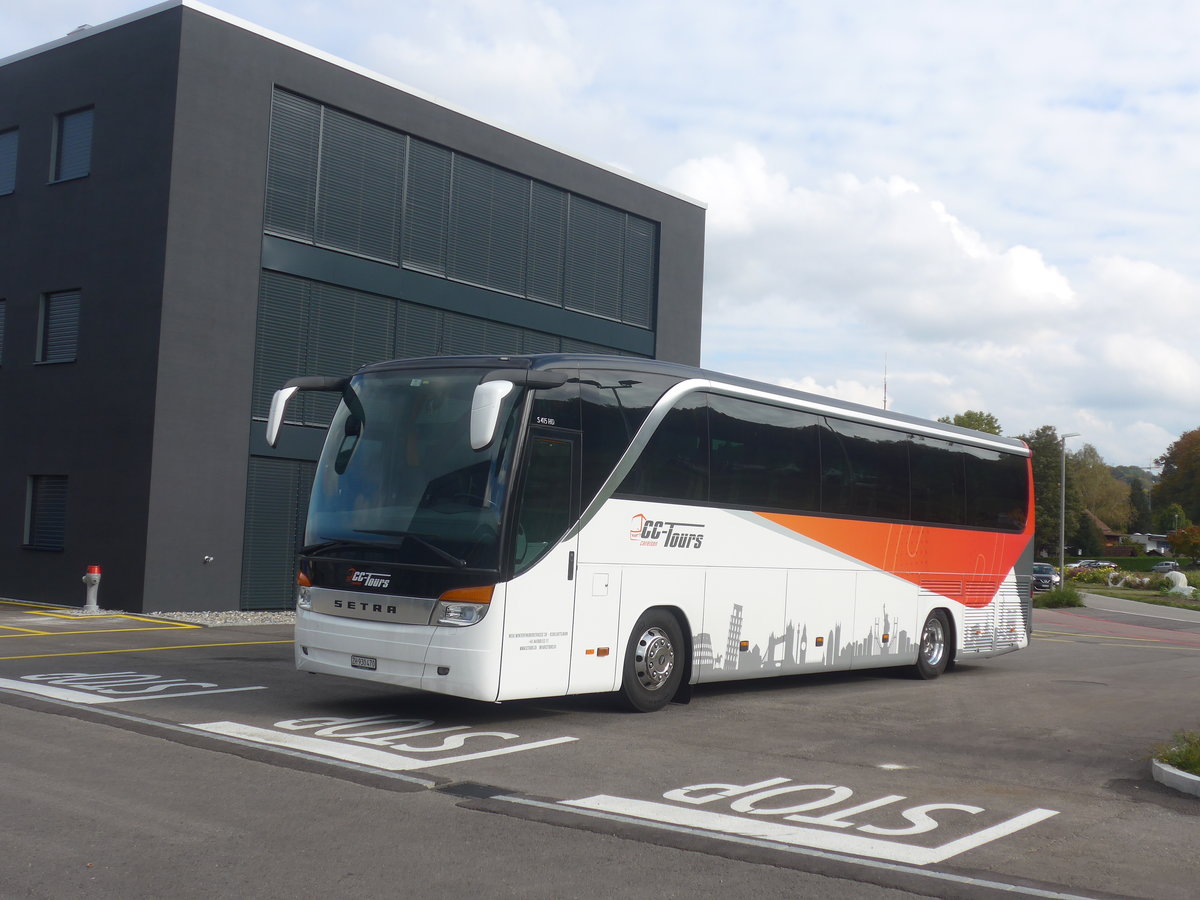 (222'041) - CC-Tours, Dietlikon - ZH 930'470 - Setra am 18. Oktober 2020 in Winterthur, EvoBus