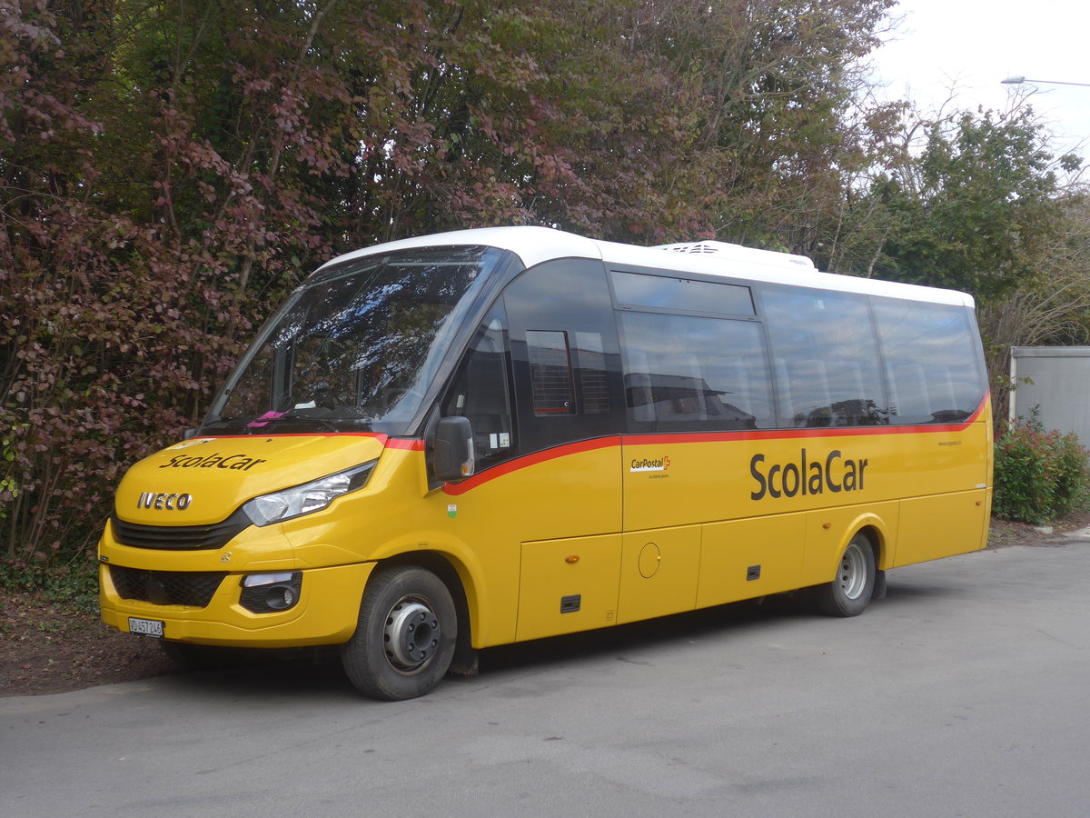 (222'072) - CarPostal Ouest - VD 457'246 - Iveco/Rosero am 18. Oktober 2020 in Kerzers, Interbus