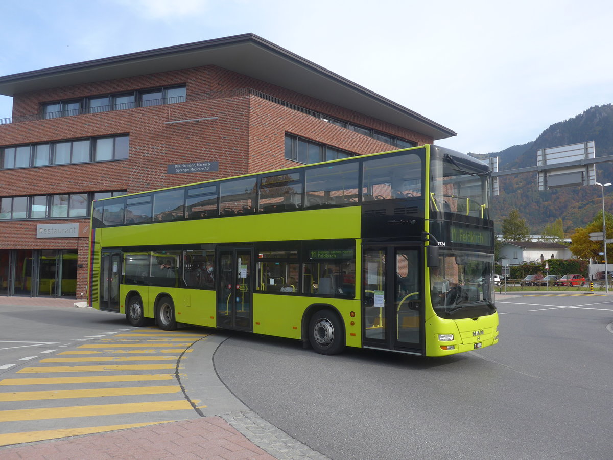 (222'405) - PLA Vaduz - Nr. 84/FL 39'884 - MAN am 22. Oktober 2020 beim Bahnhof Schaan