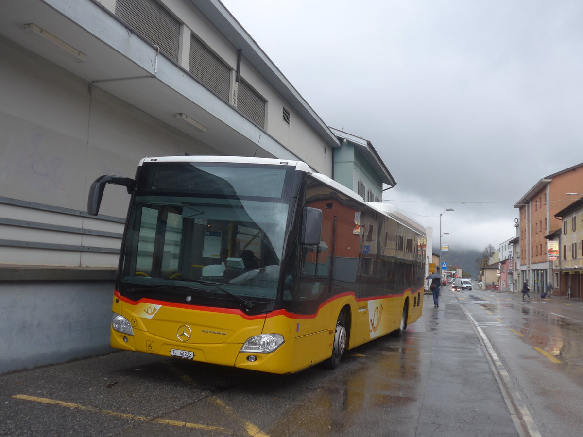 (222'530) - ATV, Rivera - Nr. 7/TI 46'222 - Mercedes am 23. Oktober 2020 beim Bahnhof Rivera-Birenico